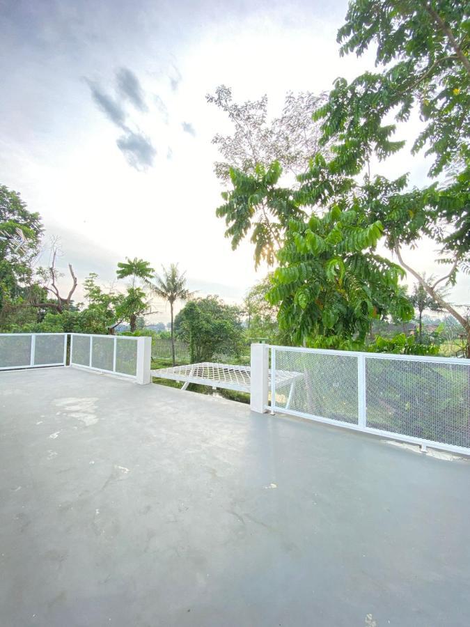 Karabineri Private Pool Jogja Villa Ngaglik Eksteriør billede